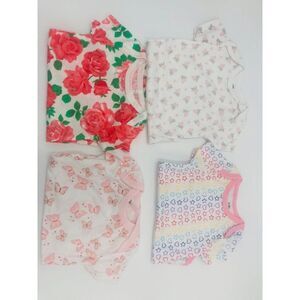 Brand New Baby Girl Short Sleeve Bodysuit/ Onesies 4 Pack‎ Size 6 to 9 months